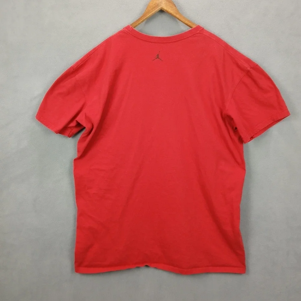 Nike Air Jordan T-Shirt Mens 2XL Red Graphic Jumpman Logo Short Sleeve Crew Neck